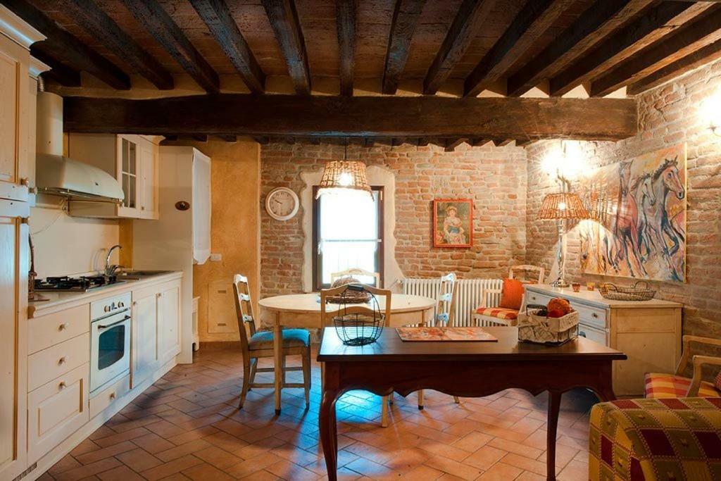 Agriturismo Corte Ghiara 호텔 폰타넬라토 외부 사진
