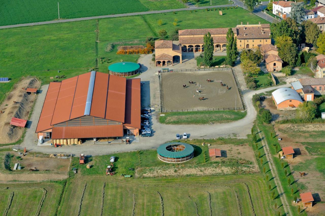 Agriturismo Corte Ghiara 호텔 폰타넬라토 외부 사진